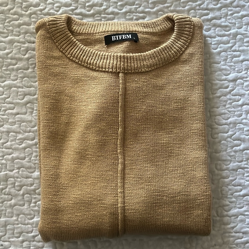 Women’s Tan Sweater